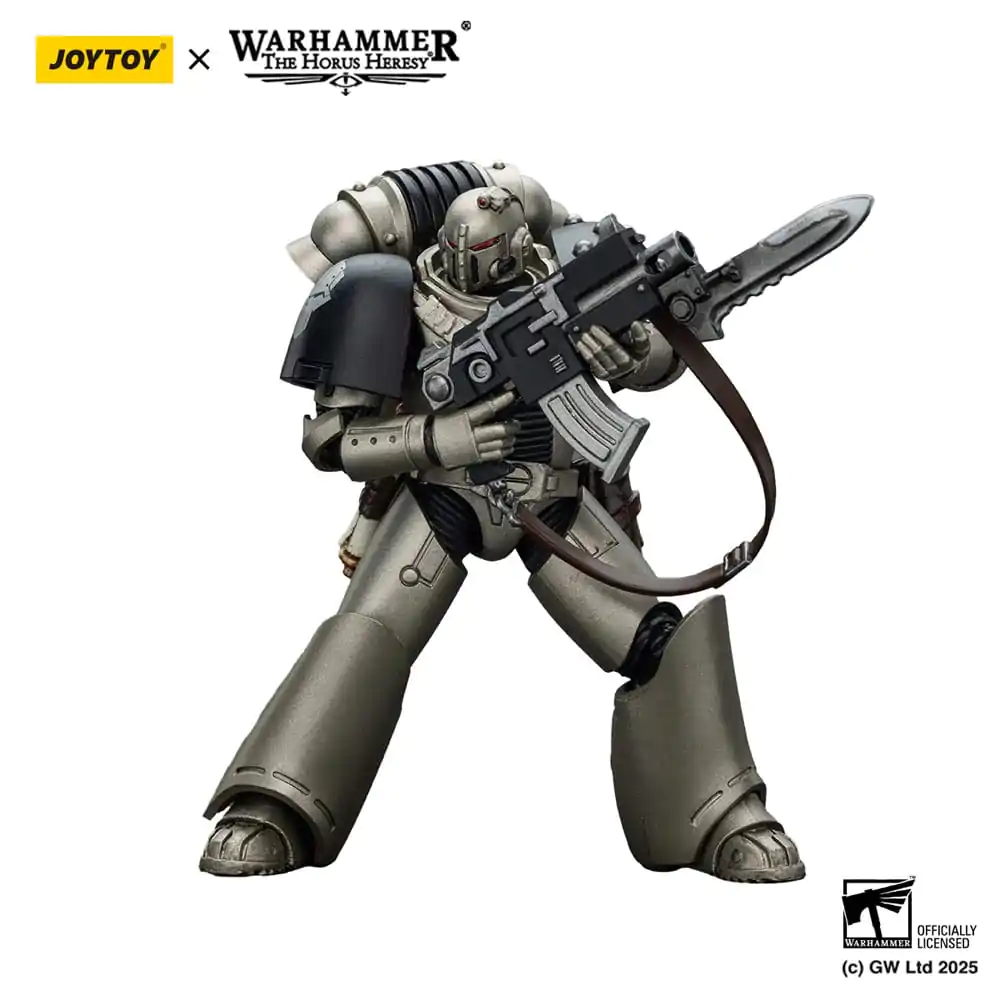 Warhammer The Horus Heresy Action Figure 1/18 lron Warriors MKVI Tactical Sergeant with Power Sword and Plasma Pistol 12 cm product photo