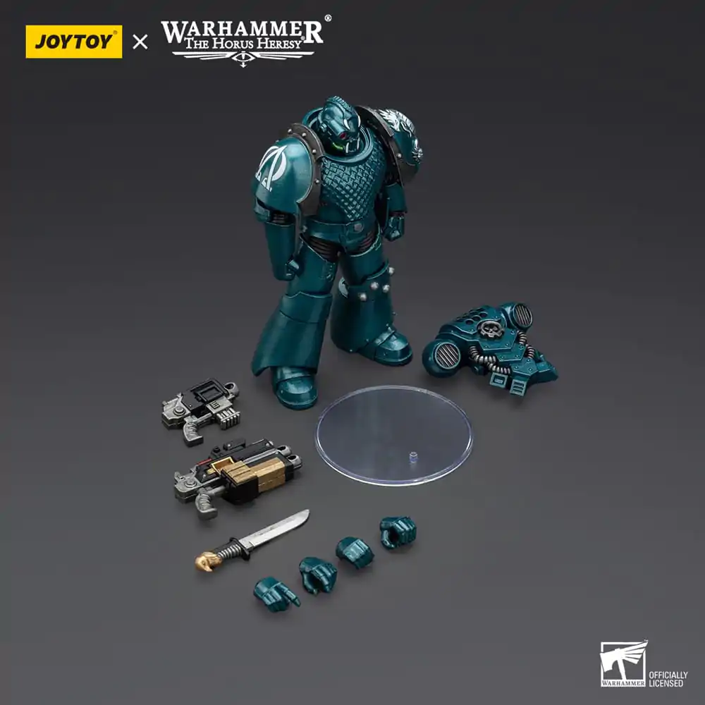 Warhammer The Horus Heresy Action Figure Alpha Legion Head hunter With Banestrike Combi-Bolter And Power Dagger 20 cm product photo