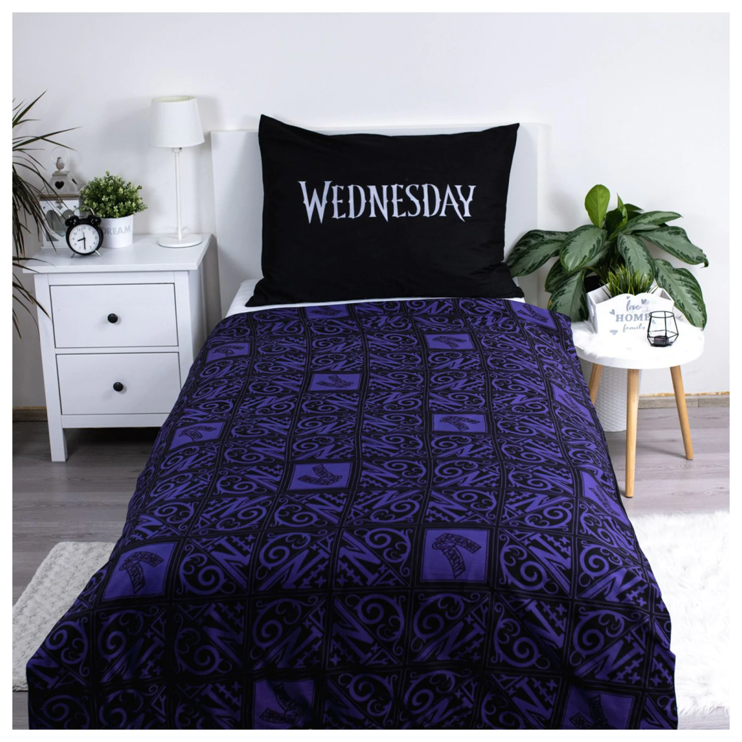Wednesday Color Duvet Cover product photo