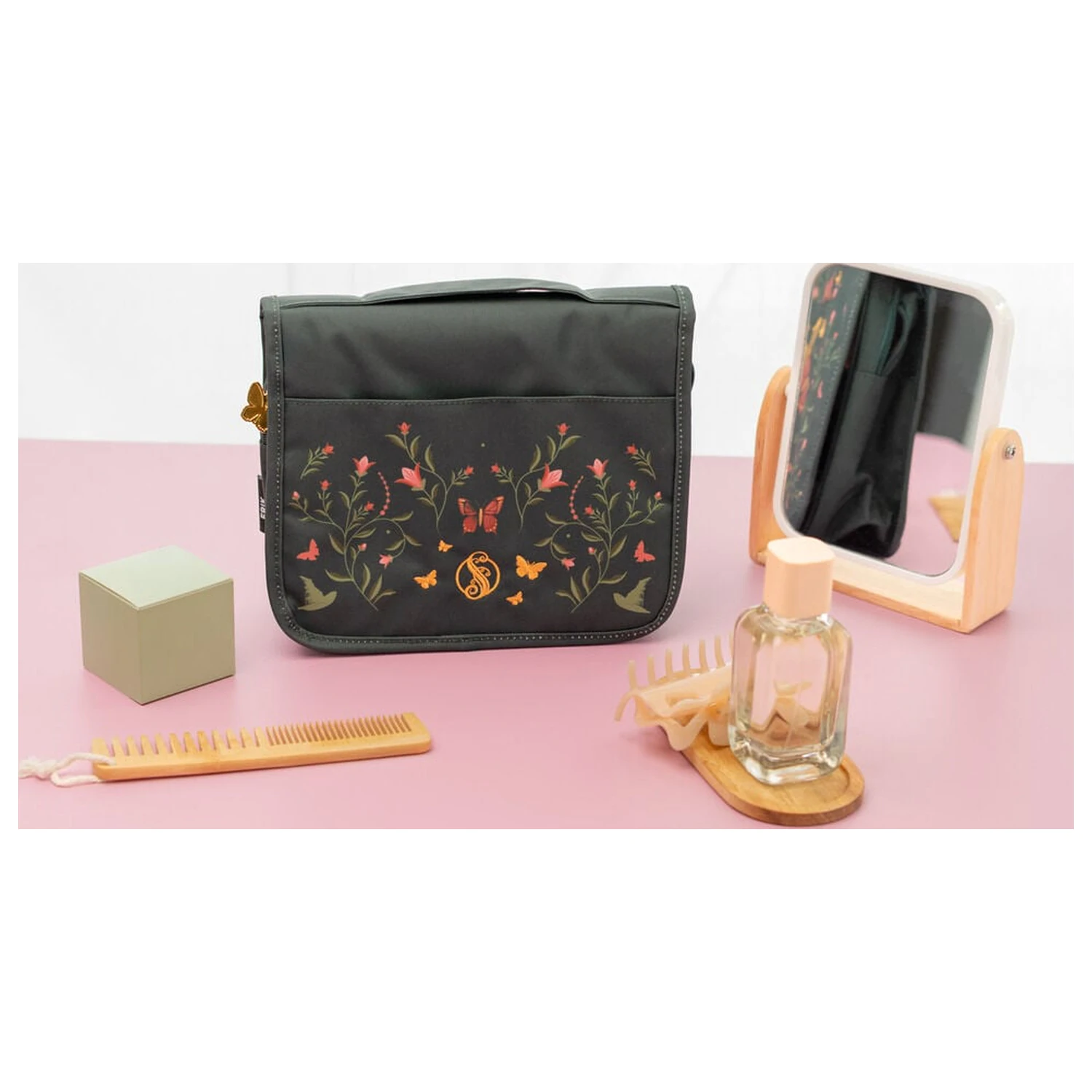Wicked vanity case product photo