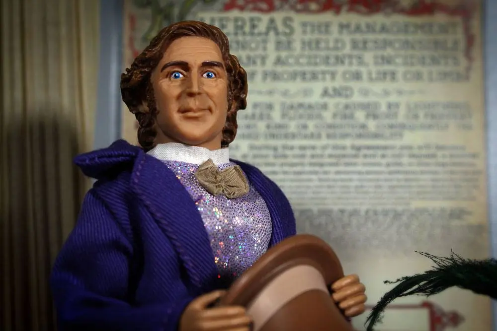 Willy Wonka &amp; the Chocolate Factory Action Figure Willy Wonka (Gene Wilder) 20 cm product photo