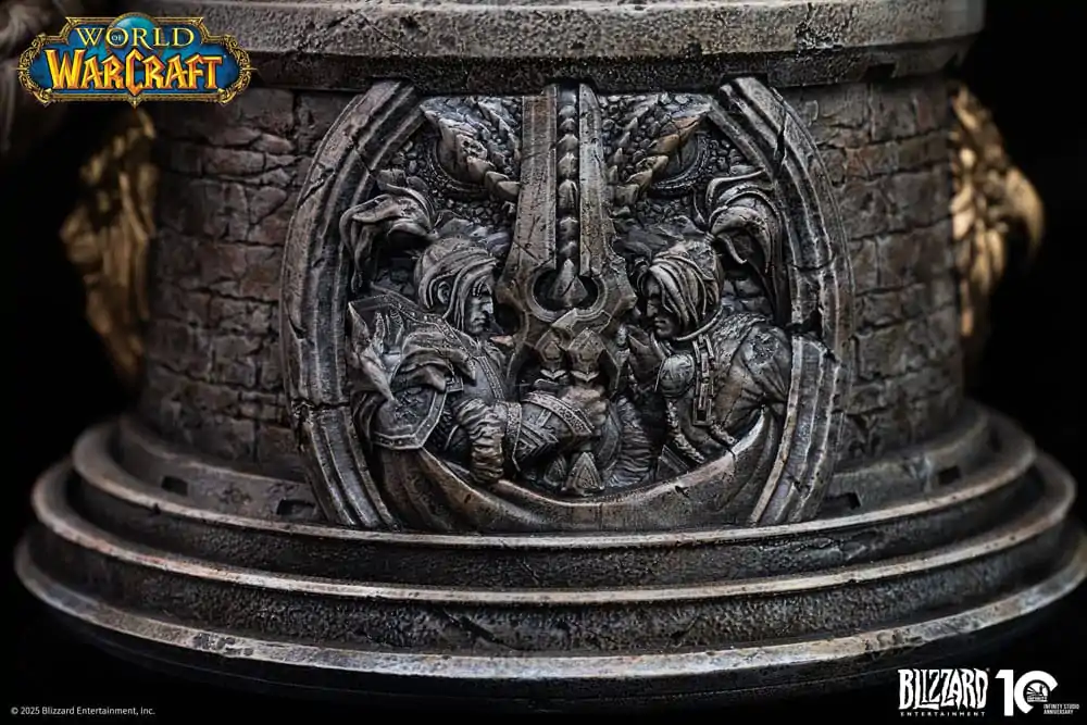 World of Warcraft Bust 1/3 Varian Wrynn 46 cm product photo