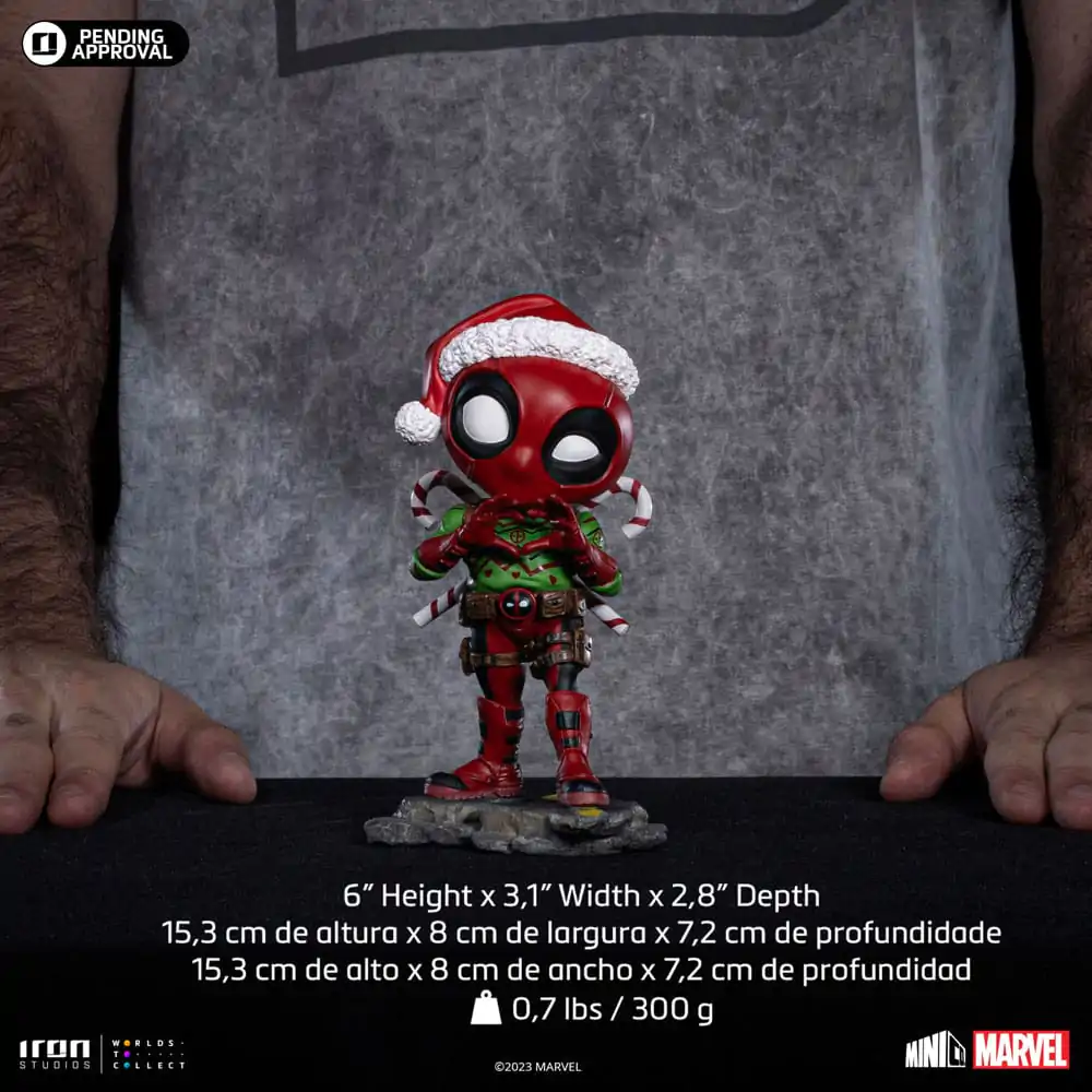 X-Men Mini Co. PVC Figure Deadpool Christmas Version 15 cm termékfotó