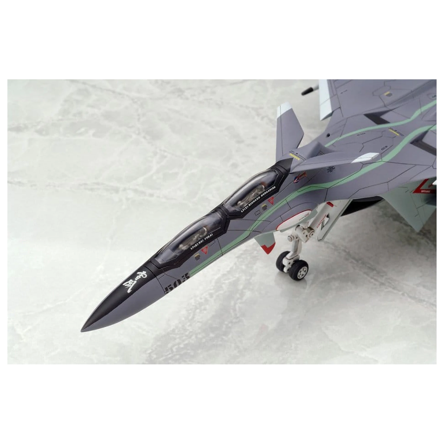 Yukikaze Fairy Air Force Tactical Reconnaissance Model Kit 1/100 FFR-31MR/D Super Sylph Yukikaze Renewal Ver. 22 cm product photo