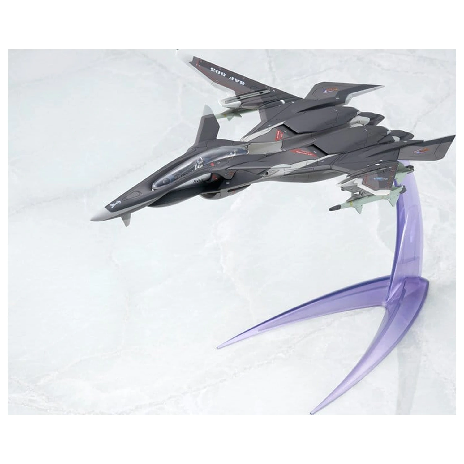 Yukikaze Fairy Air Force Tactical Reconnaissance Model Kit 1/100 FFR-41MR Mave Yukikaze Renewal Ver. 19 cm product photo