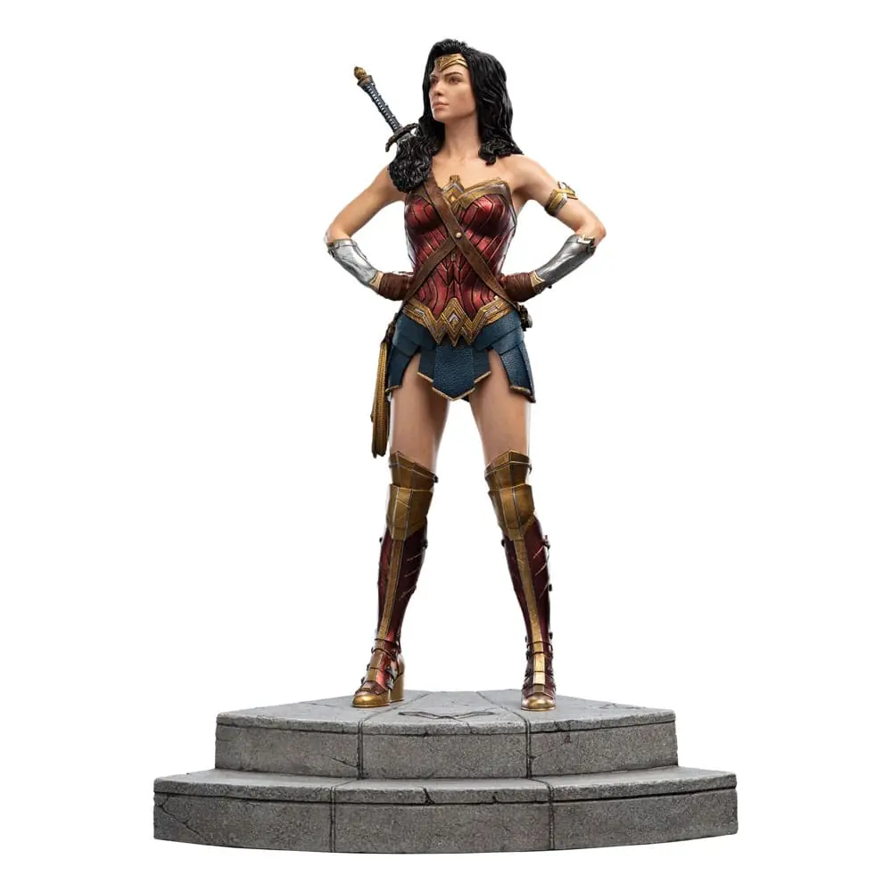 Zack Snyder's Justice League Statue 1/6 Wonder Woman 37 cm termékfotó