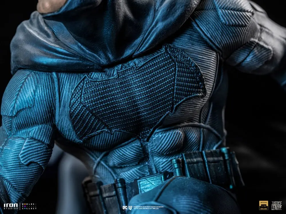 Zack Snyder's Justice League Deluxe Art Scale Statue 1/10 Batman on Batsignal 28 cm product photo