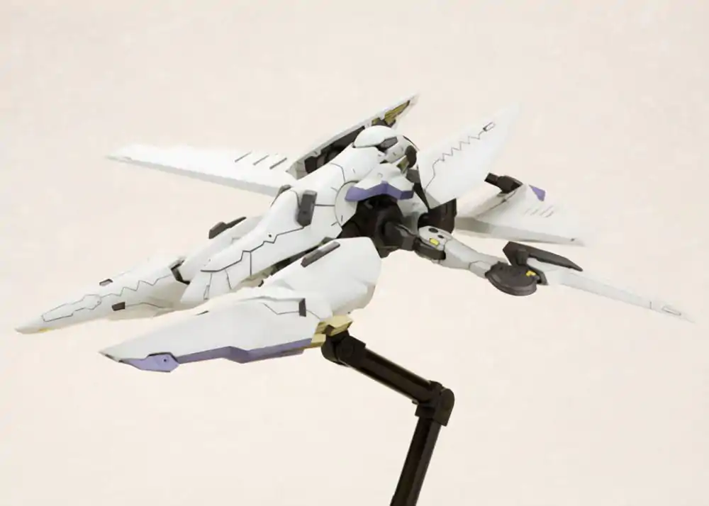 Zone of the Enders The 2nd Runner Plastic Model Kit Vic Viper 18 cm termékfotó