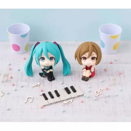 Character Vocal Series Look Up PVC Statue Hatsune Miku & Meiko Set (with gift) 11 cm      product photo