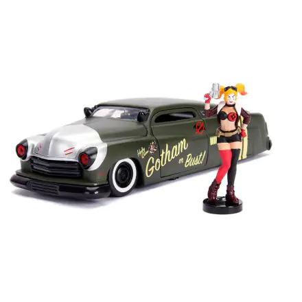 DC Bombshells Diecast Model Hollywood Rides 1/24 1951 Mercury with Harley Quinn Figure product photo