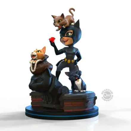 DC Comics Q-Fig Elite Figure Catwoman 12 cm product photo