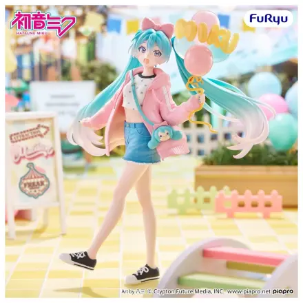 Hatsune Miku Muchute PVC Figure Theme Park Date Version 19 cm product photo