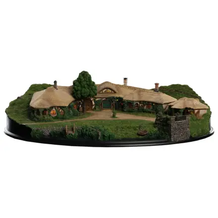 Lord of the Rings Statue The Green Dragon Inn product photo