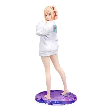 Lycoris Recoil PVC Statue 1/7 Chisato Nishikigi: Oversized Sweatshirt Ver. 25 cm product photo
