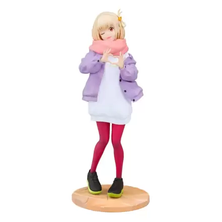 Lycoris Recoil PVC Statue 1/7 Chisato Nishikigi Winter Ver. 23 cm               product photo