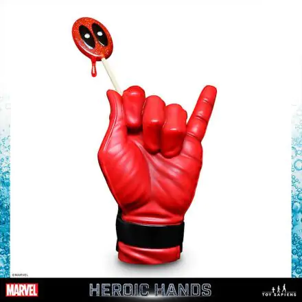 Marvel Heroic Hands  Life-Size Statue #3A Deadpool 25 cm termékfotója