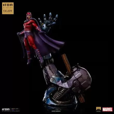 Marvel: X-Men - Magneto vs. Sentinel Diorama 1:10 Scale Statue - CCXP23 Exclusive product photo