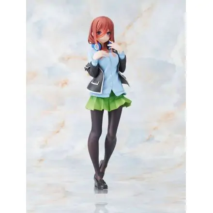 The Quintessential Quintuplets Coreful PVC Statue Nakano Miku Uniform Ver. 20 cm product photo