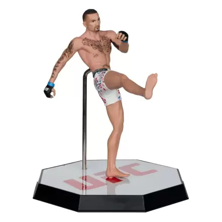 UFC Posed PVC Statue Max Holloway 18 cm product photo