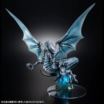 Yu-Gi-Oh! Duel Monsters Art Works Monsters PVC Statue Blue Eyes White Dragon Holographic Edition 28 cm termékfotója